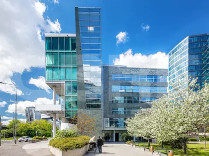 Referencia: Building C - Prága