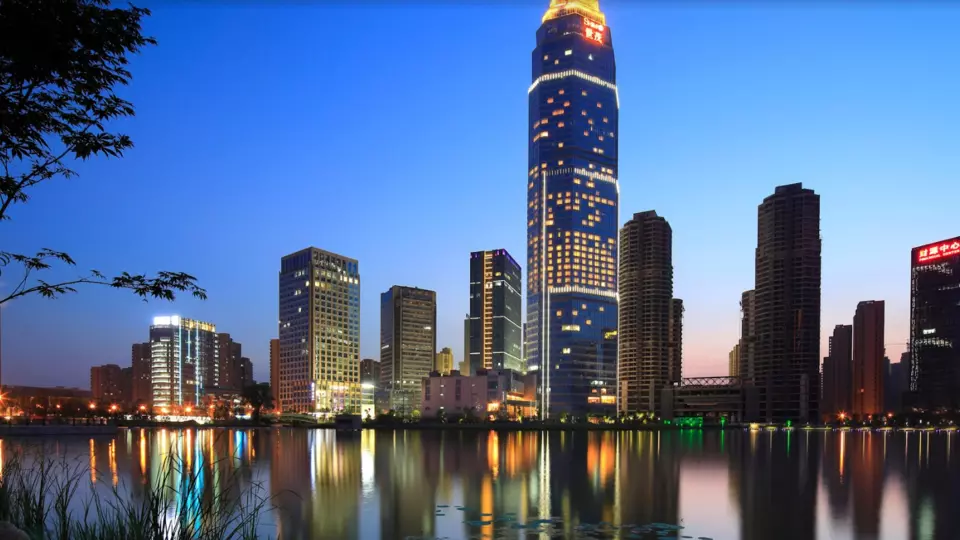 CROWNE PLAZA 2